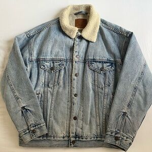 Levi's 90s Sherpa Trucker Jacket